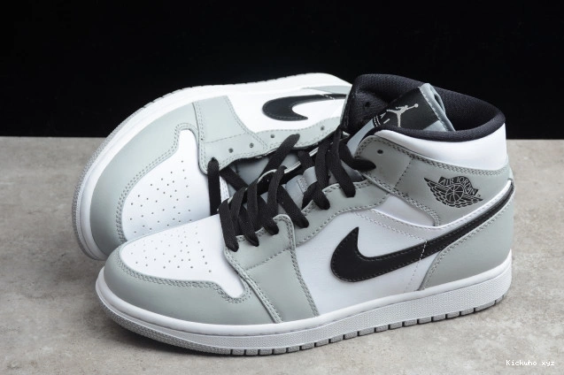 554724-092 Jordan AIR 1 Grey Smoke Mid Light 0816